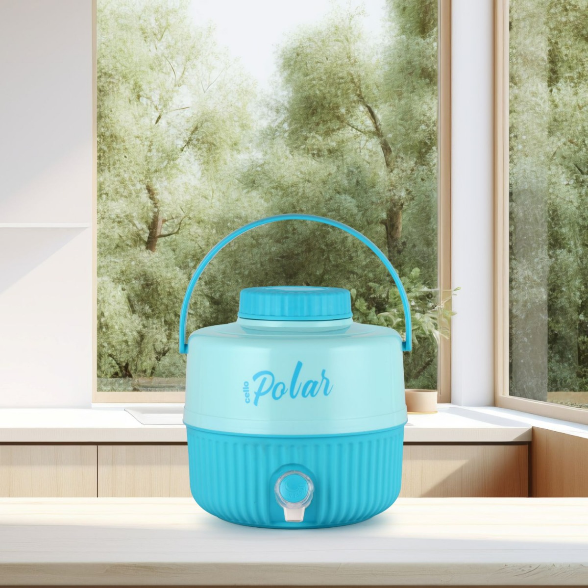 Polar water jug